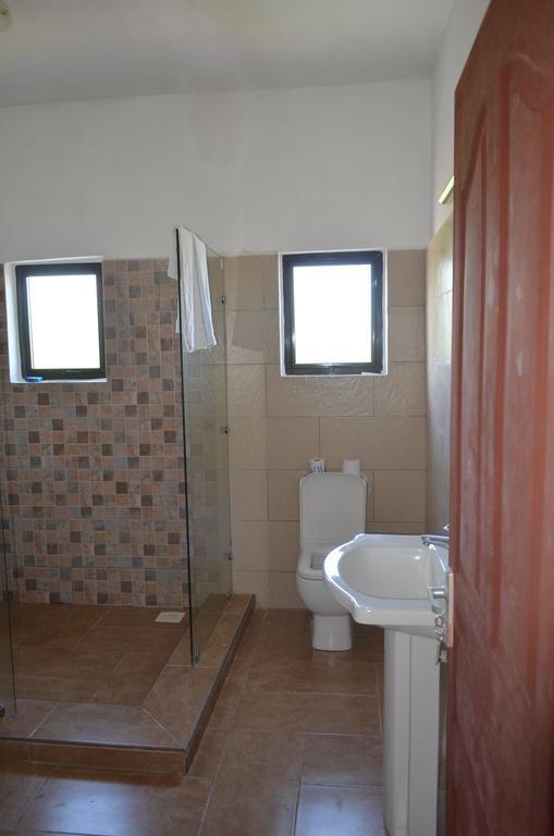 Galu Inn Diani Beach Zimmer foto